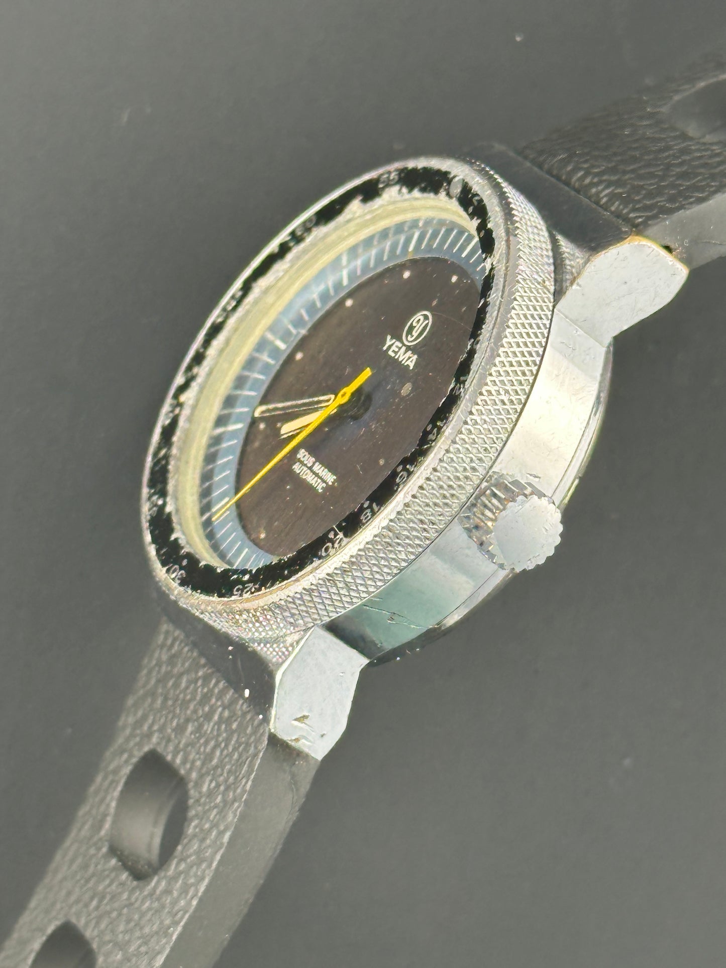 Yema Sous-Marine Vintage