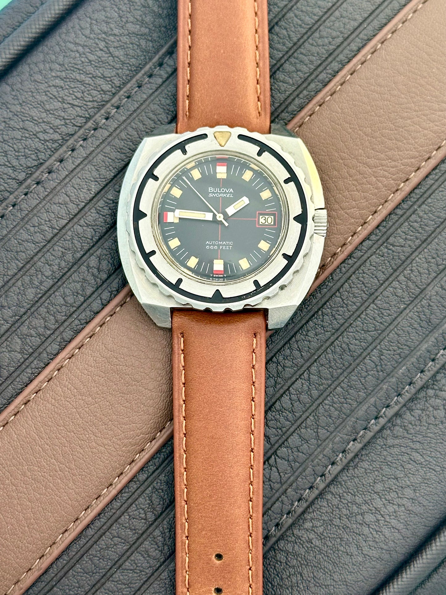 Bulova Snorkel 666 ref 774 Vintage