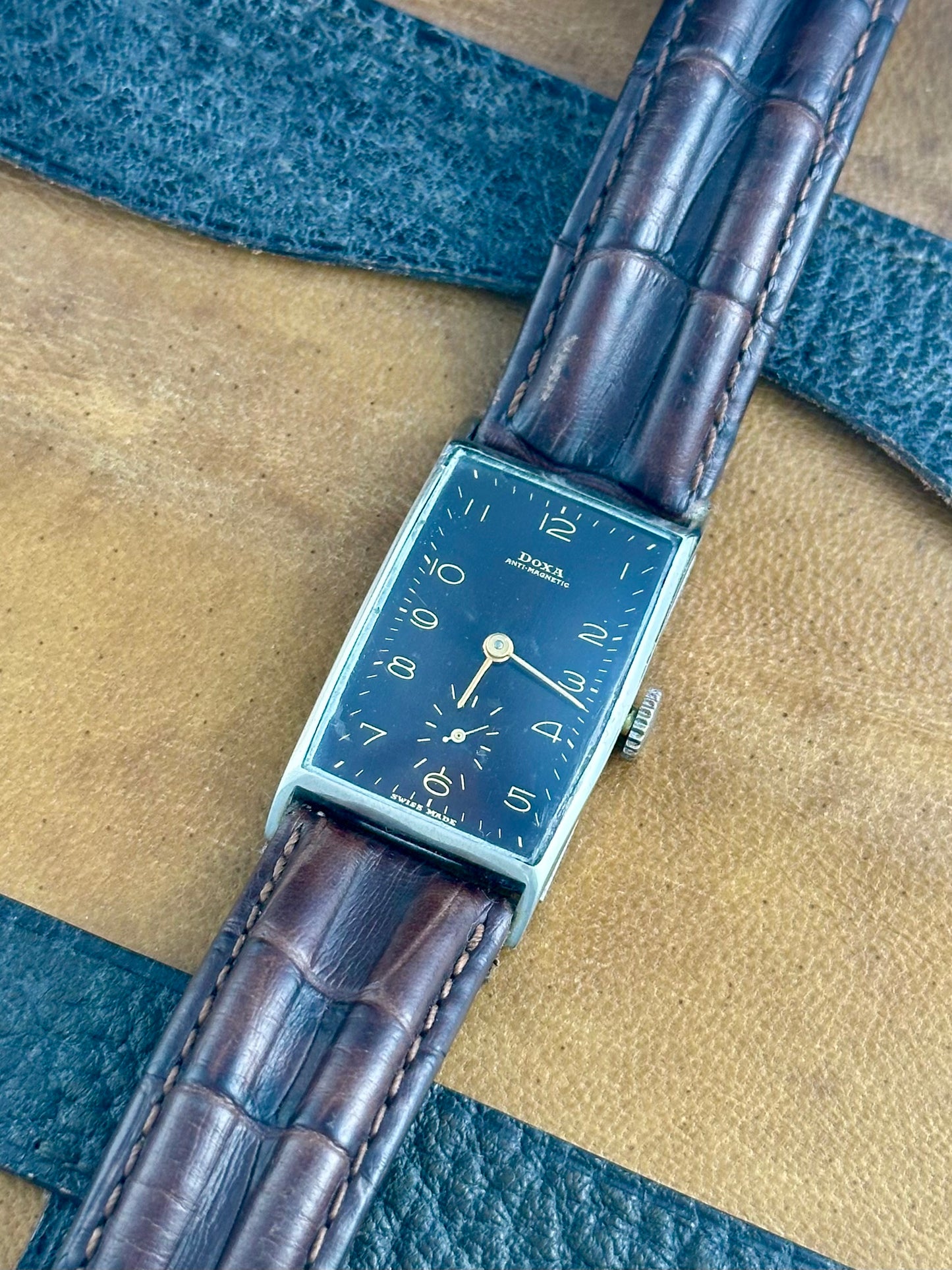 Doxa Jumbo Tank 1944 Vintage