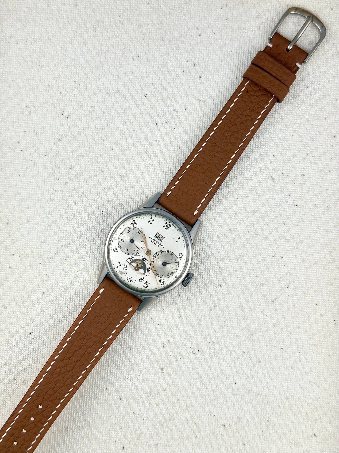 Universal Geneve Triple Calendar Moonphase