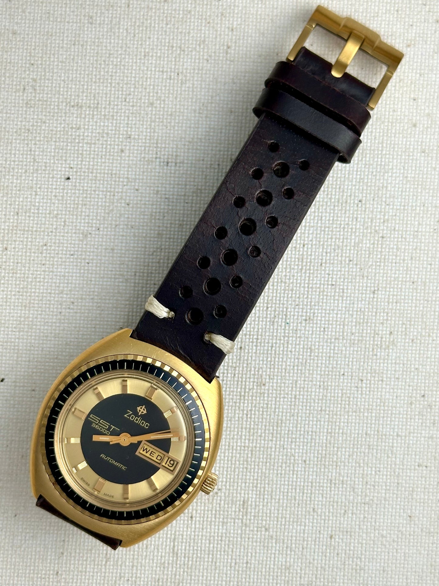Zodiac Golden Day Date Vintage
