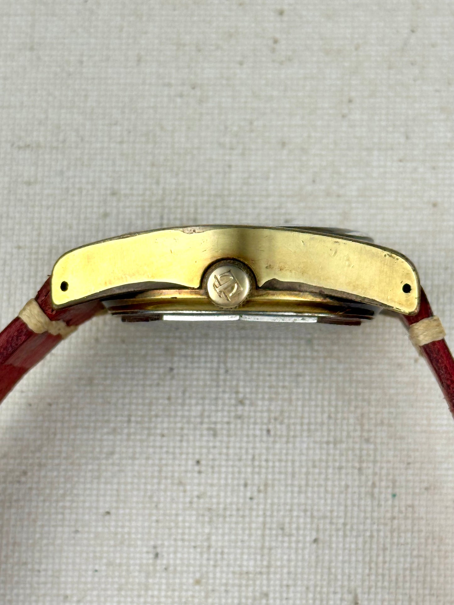 Tissot Seastar Red Dial Vintage