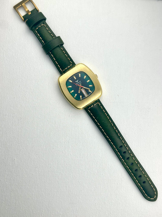 Wittnauer Day Date Green Dial Vintage