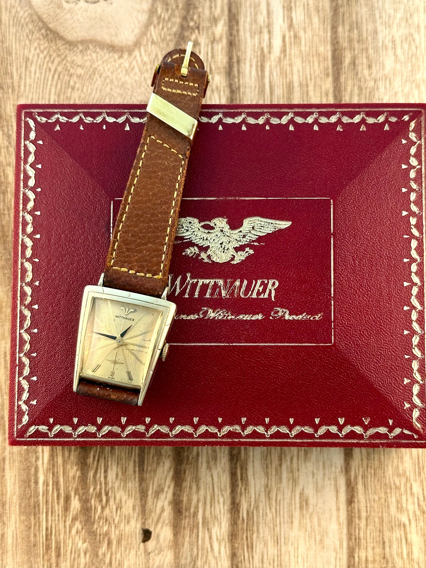 Wittnauer (Longines) Trapezoidal Scissor Hands w/ box Vintage