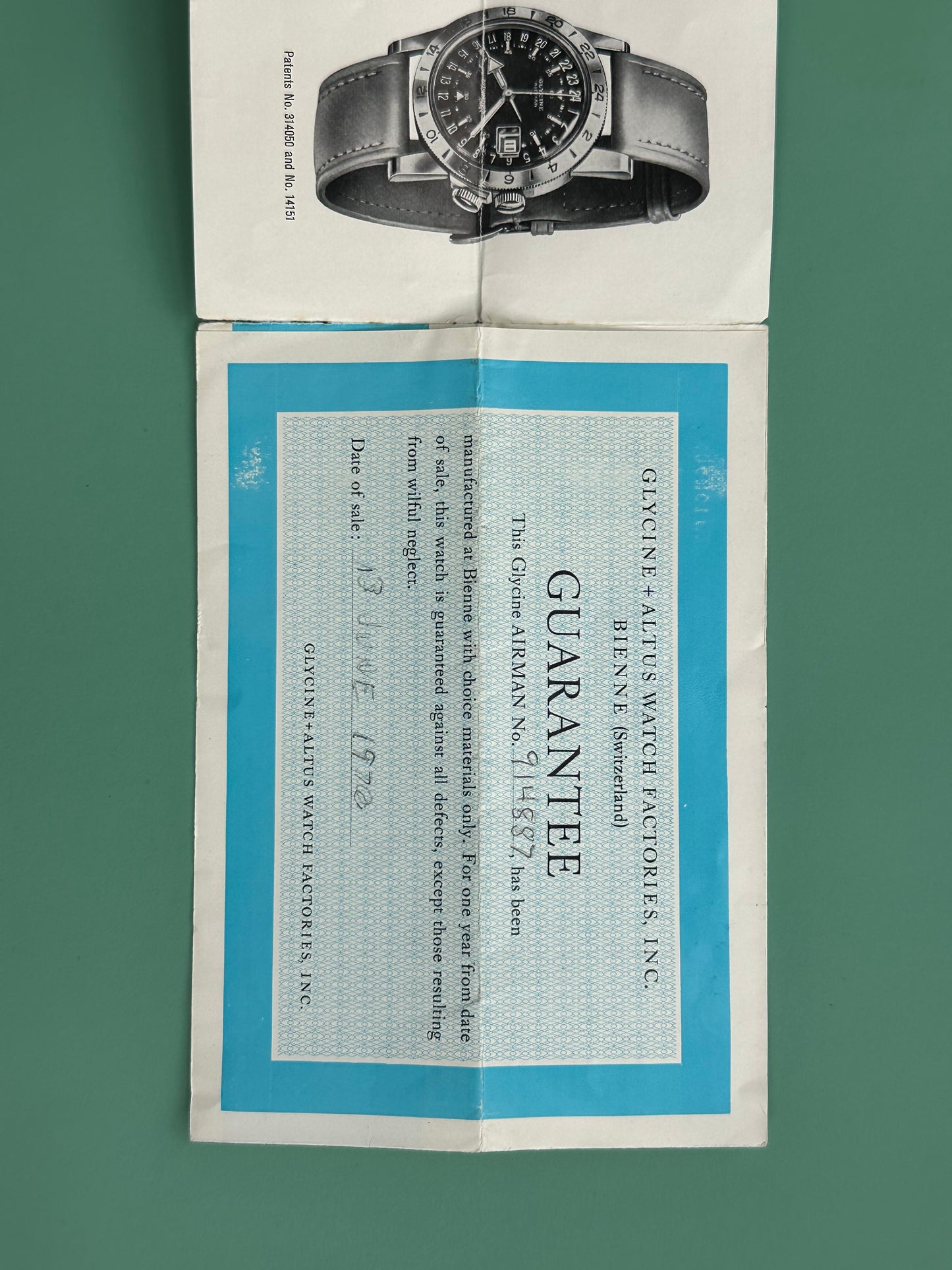 Glycine Airman with Box and Papers