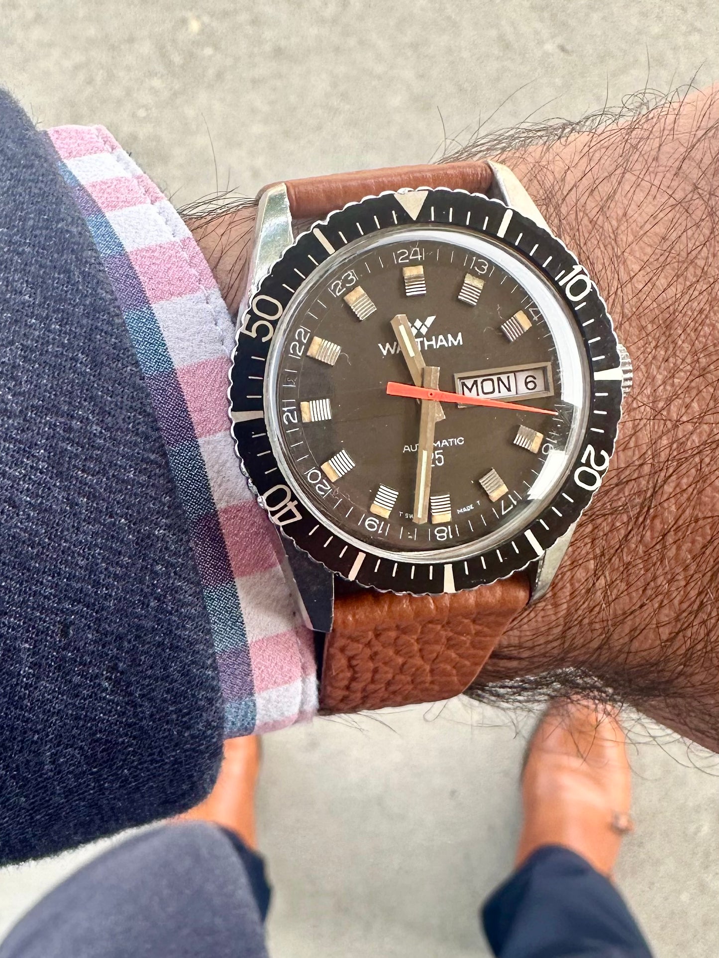 Waltham Diver Day Date Vintage
