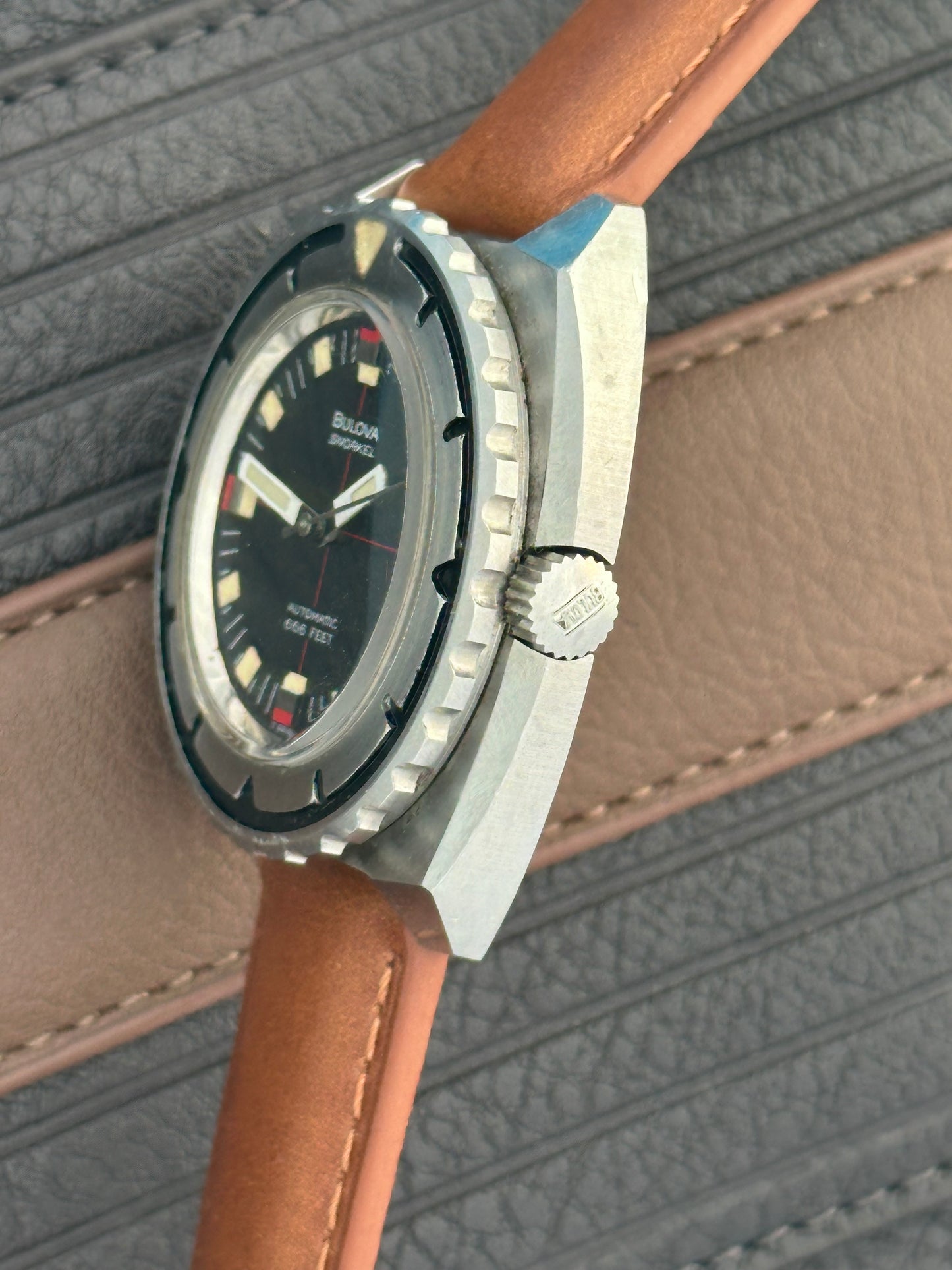 Bulova Snorkel 666 ref 774 Vintage