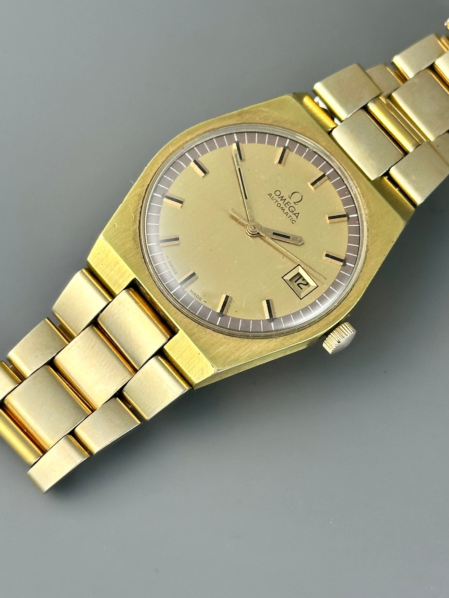 Omega Auto Date Bracelet Vintage