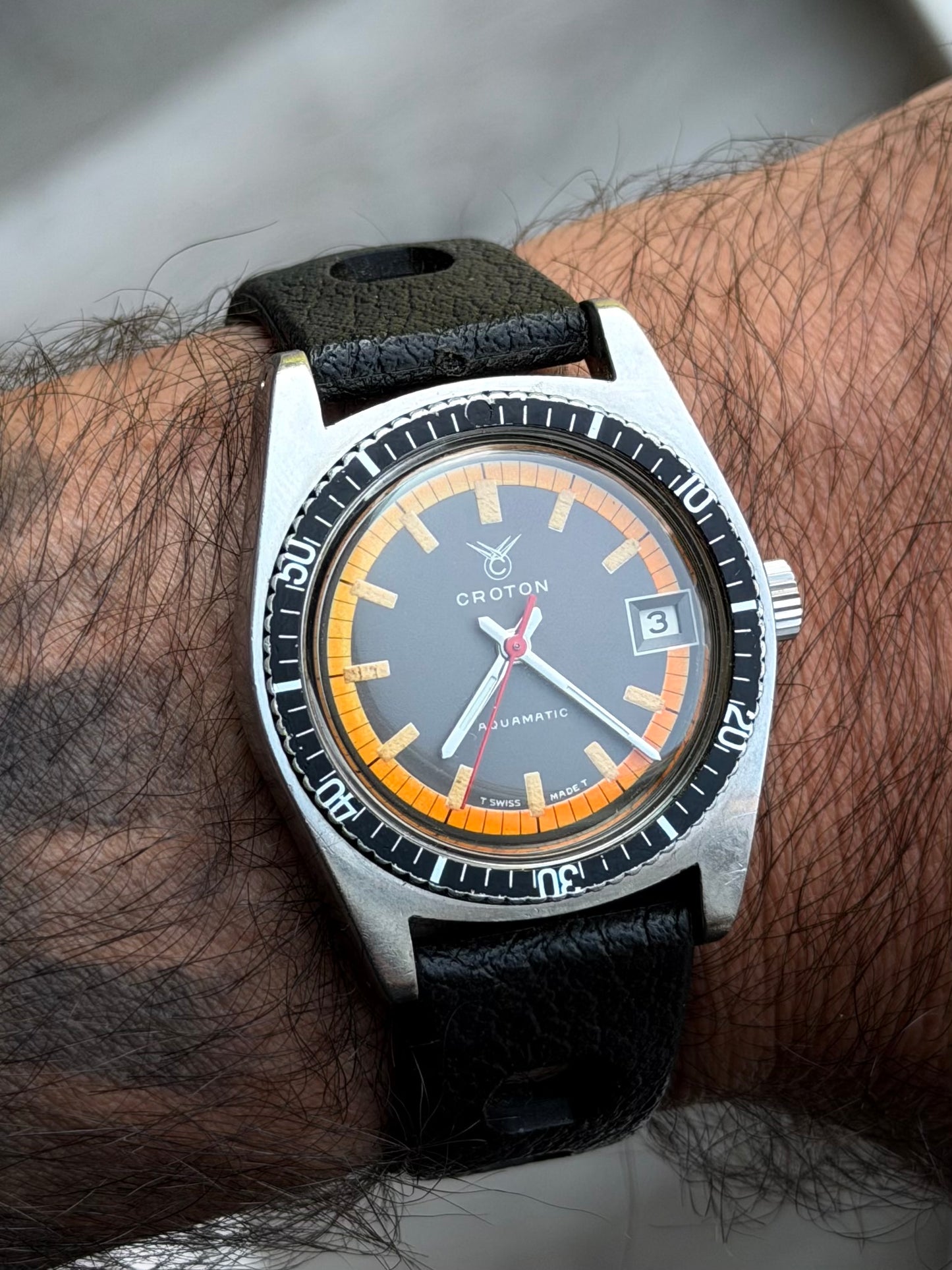 Croton Diver on Tropic Vintage