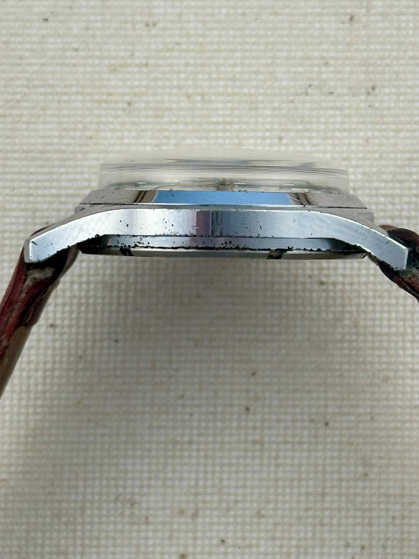 Helbros Invincible Vintage