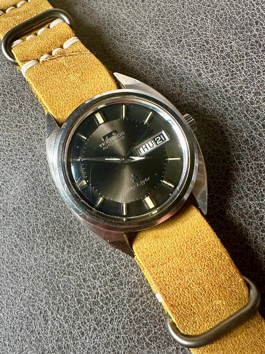 Technos Sky Light Diver Vintage