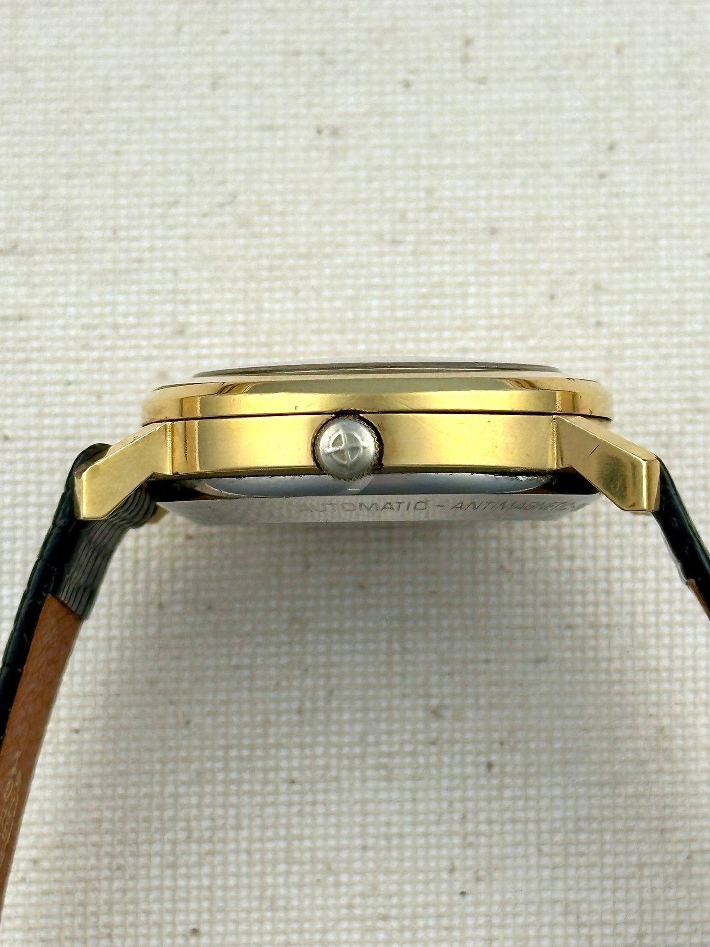 Zodiac Senator Hermetic Oval Day Date Vintage