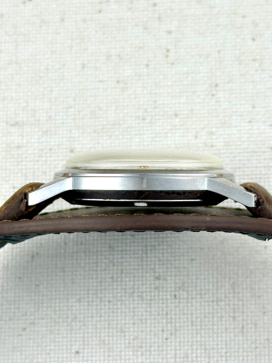 Doxa Antimagnetique Vintage