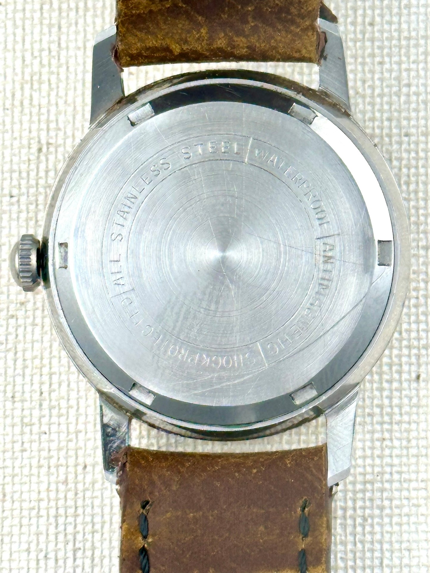 Doxa Antimagnetique Vintage