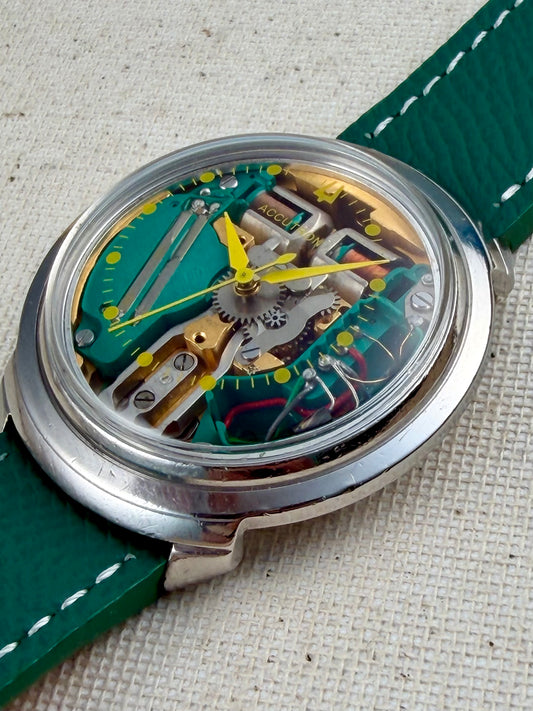 Accutron Spaceview Yellow Dot Vintage