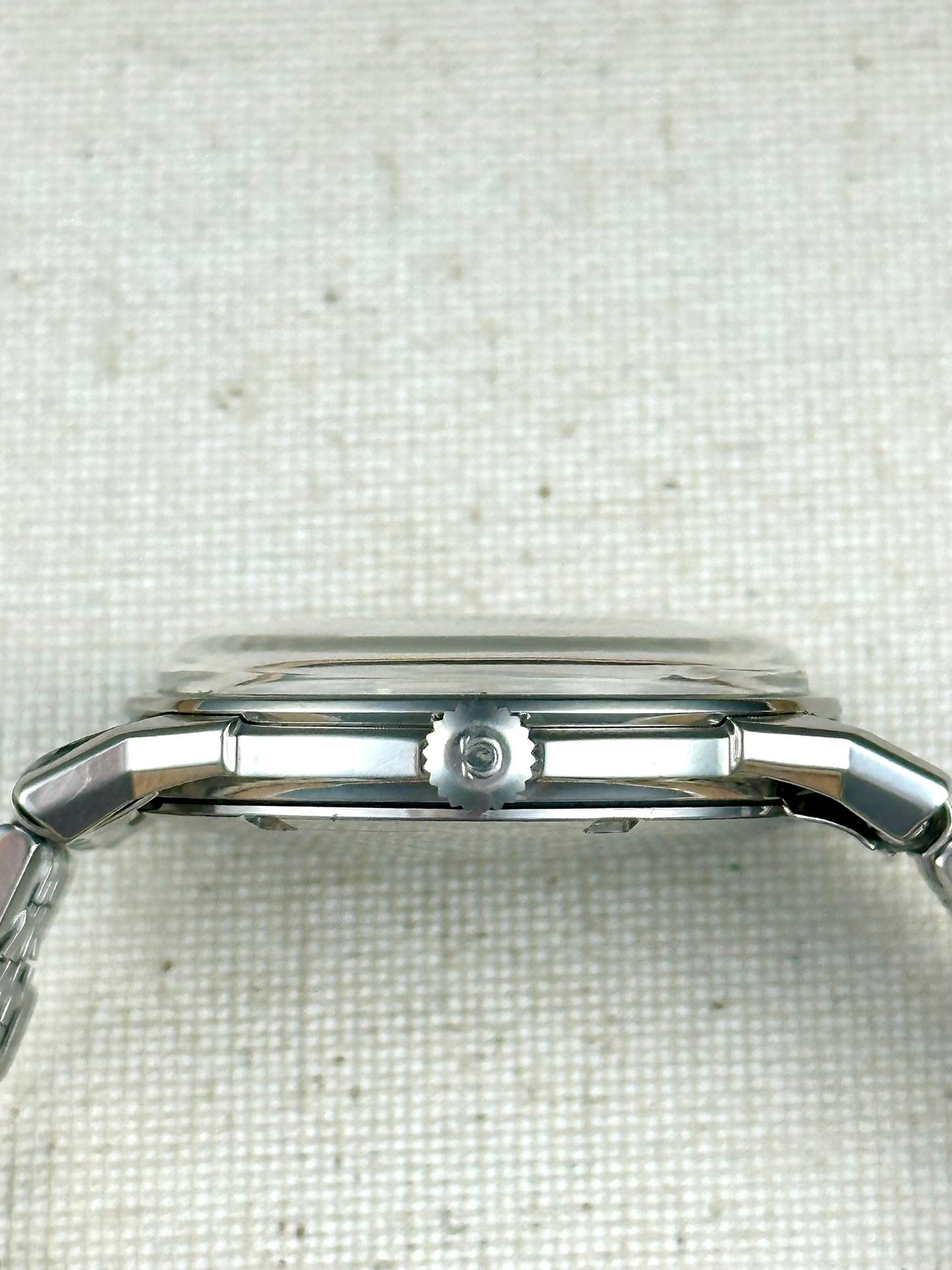 Omega Constellation Date Vintage