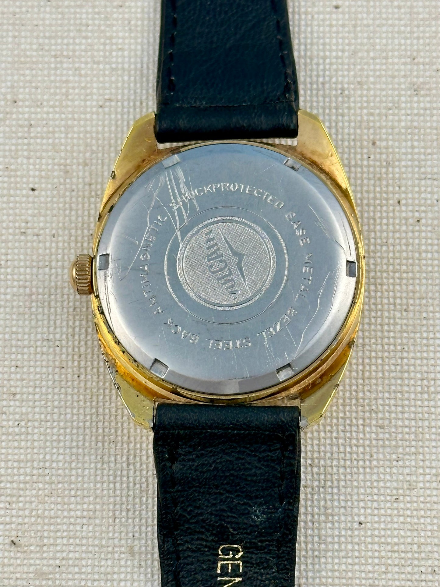 Vulcain Date Vintage