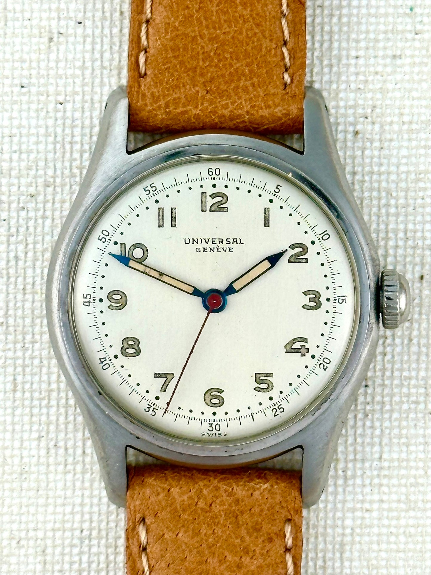 Universal Geneve Outdoorsman Vintage