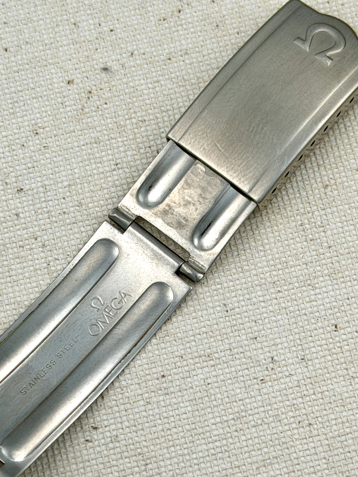 Omega Seamaster Linen Dial