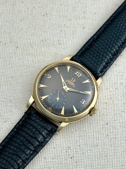 Omega Tropical Dial Bumper Vintage 1950