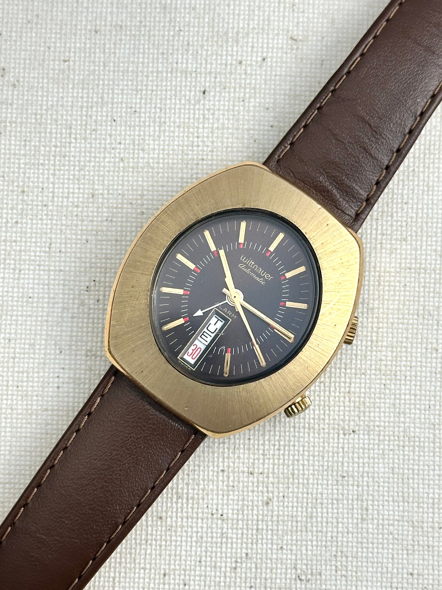 Wittnauer Alarm Day Date