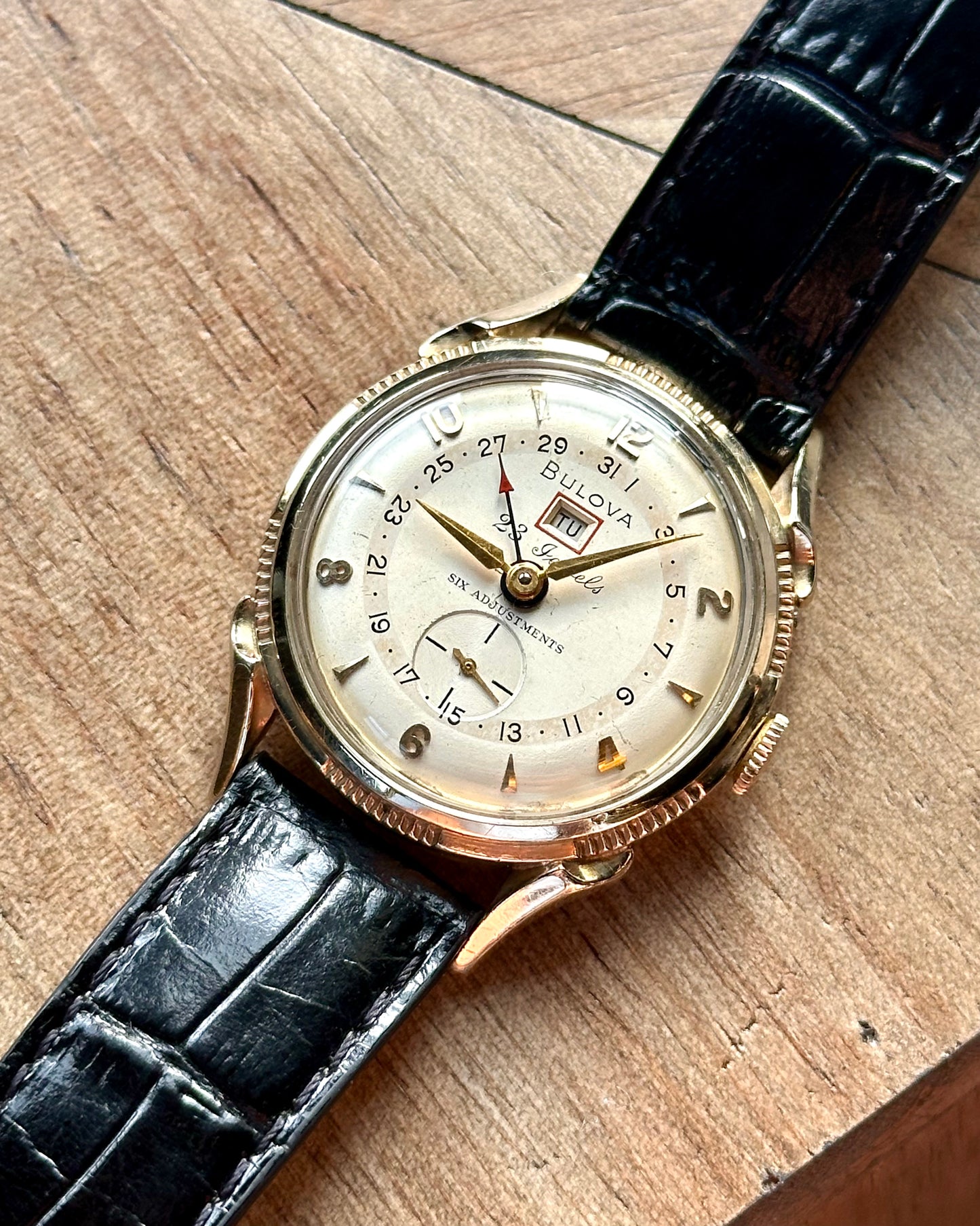 Bulova Calendar Pointer Date Vintage