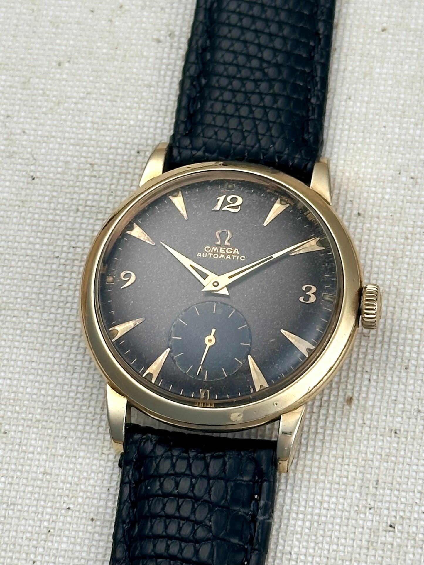 Omega Tropical Dial Bumper Vintage 1950