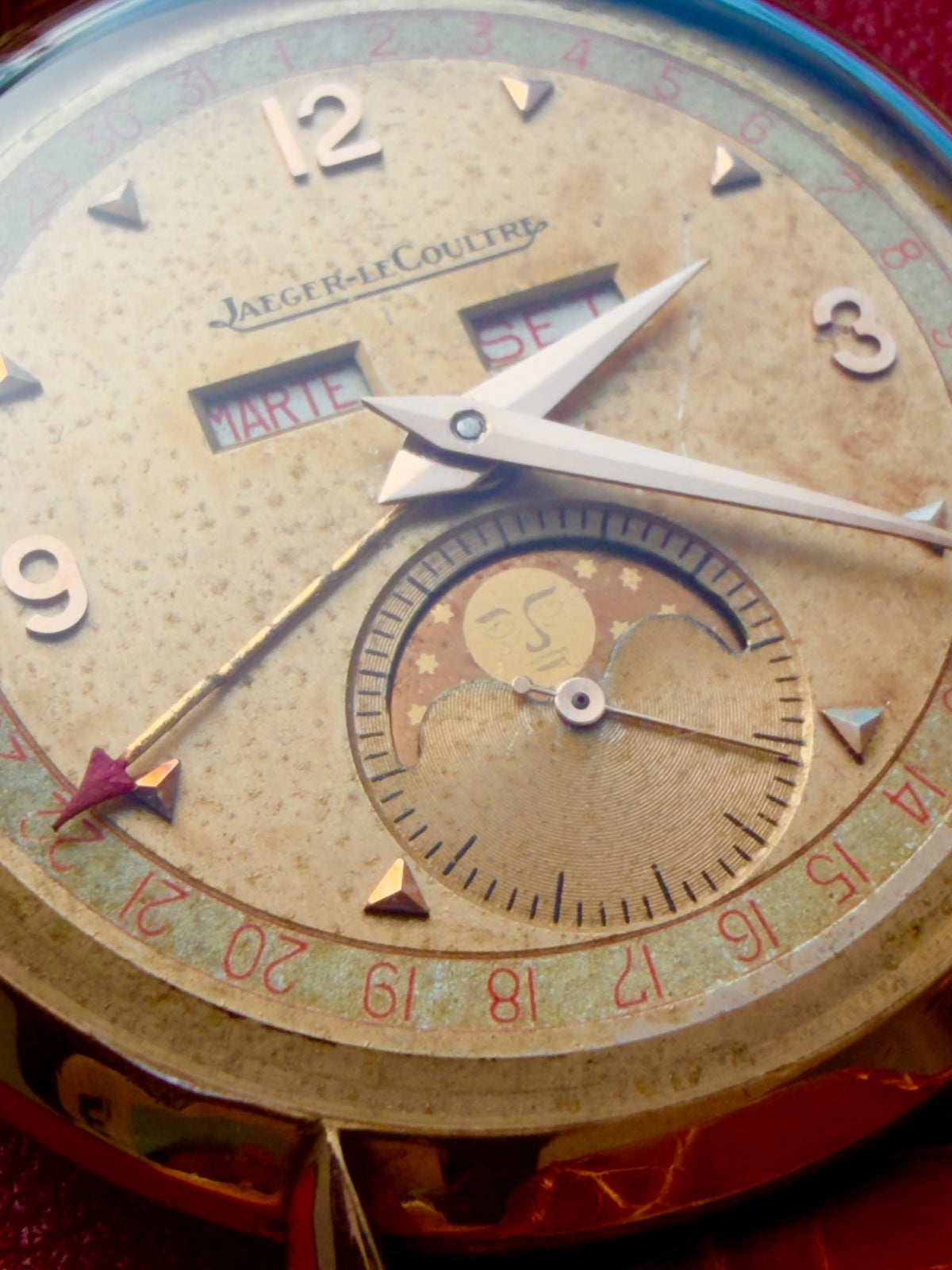 Jaeger-Lecoultre Triple Date Moonphase Calendar ref 2722 Vintage 18k