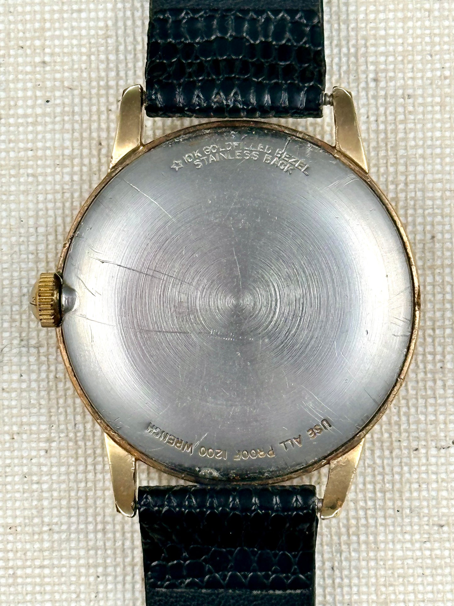 Wittnauer Satin Ribbed Dial Vintage