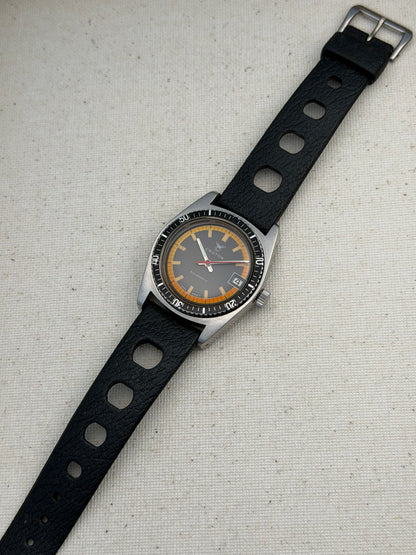 Croton Diver on Tropic Vintage