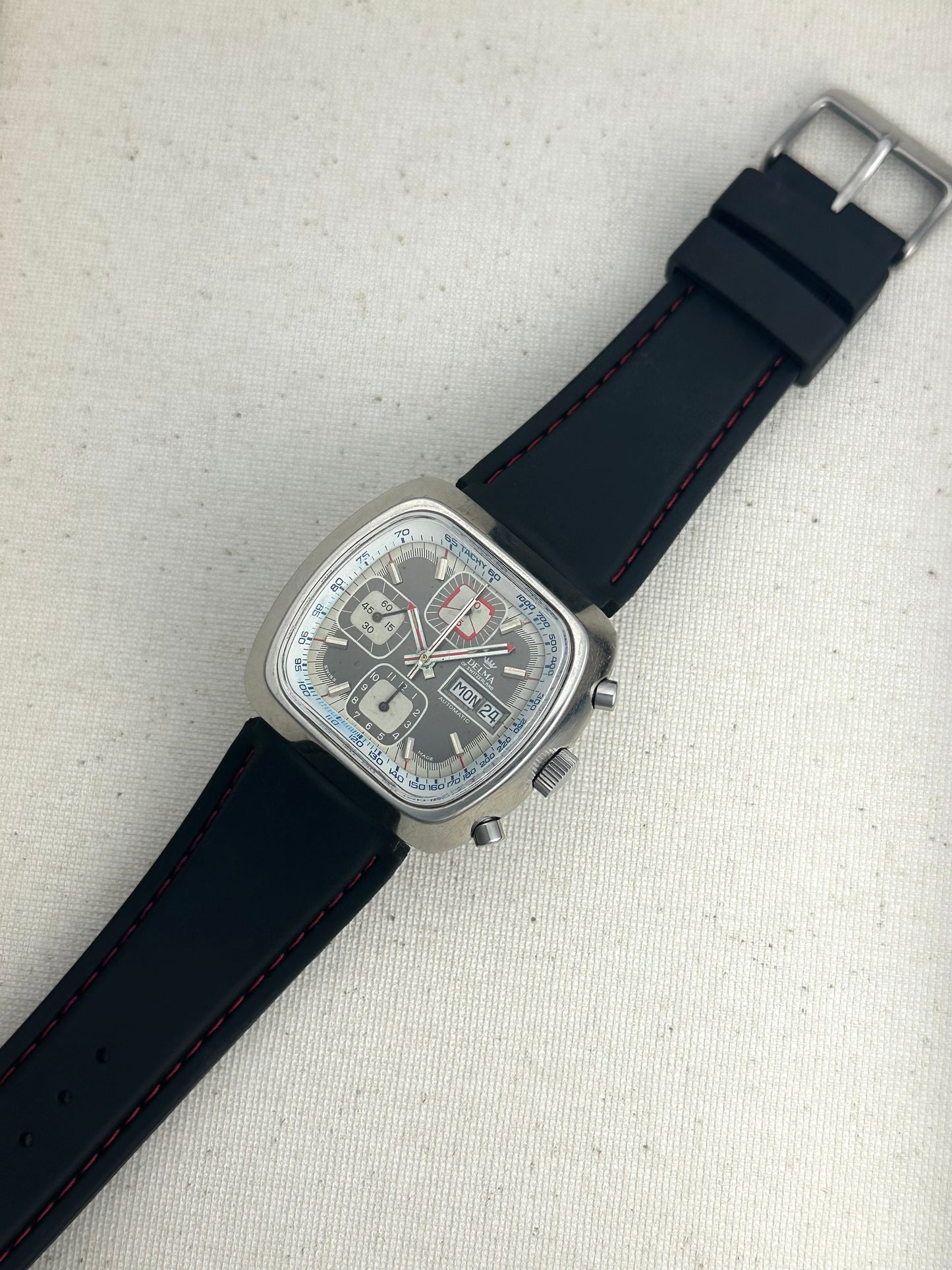 Delma 5000 Chrono Triple Register