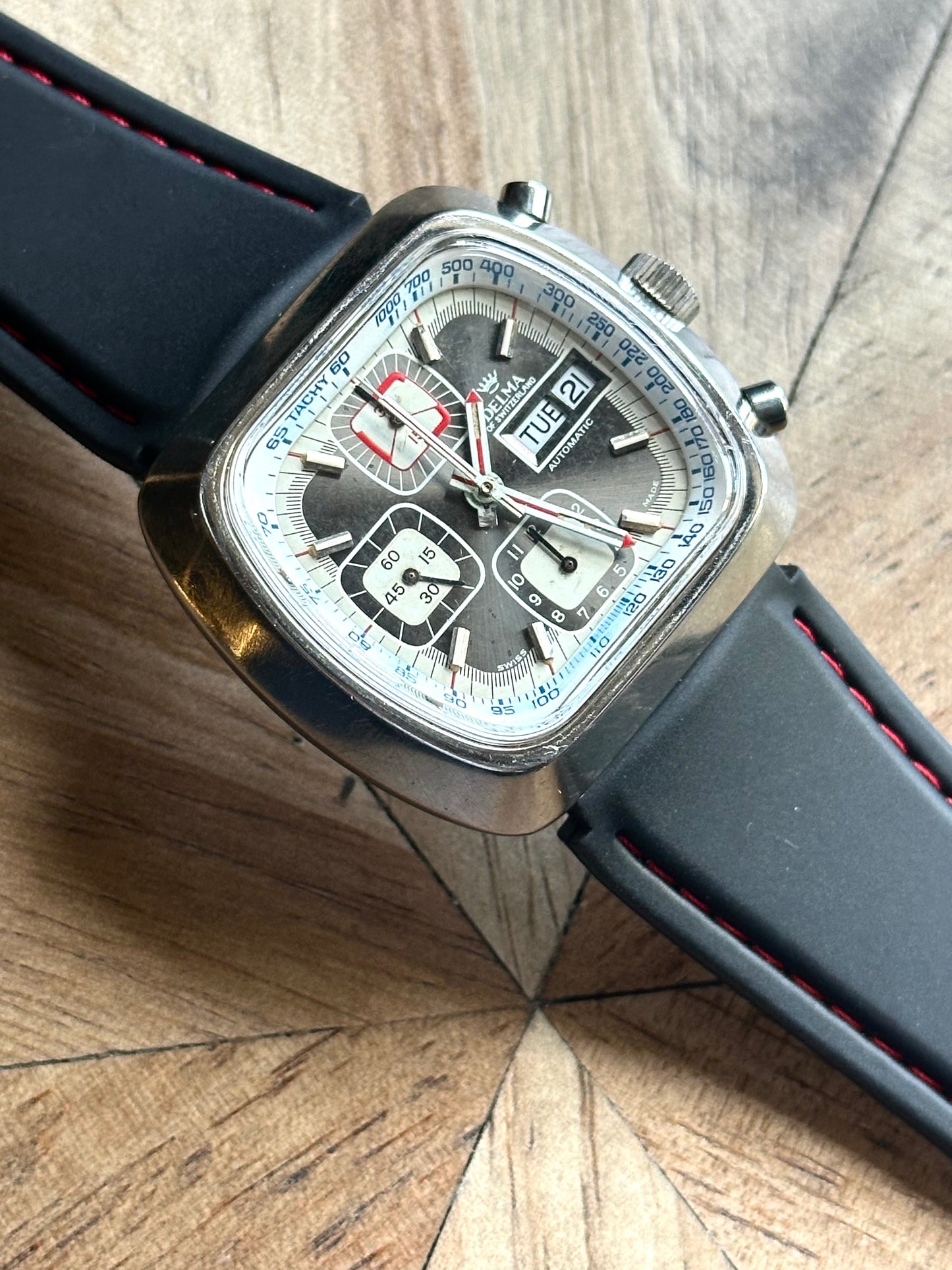 Delma 5000 Chrono Triple Register