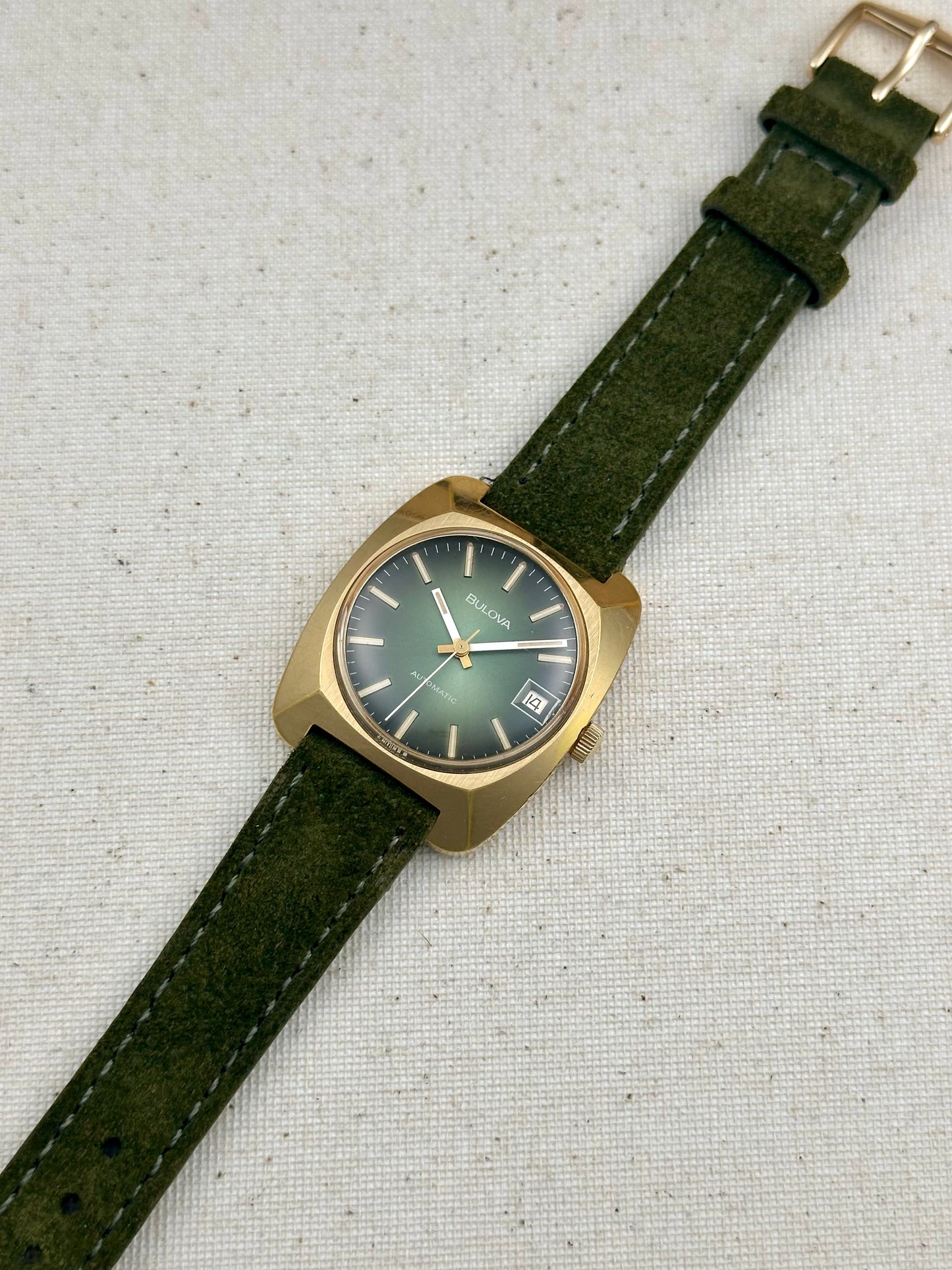 Bulova Golden Green Vintage