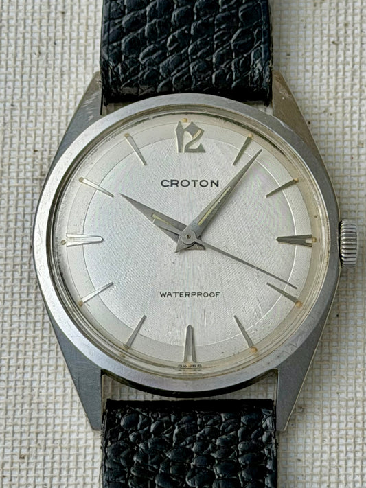 Croton Linen Dial Vintage