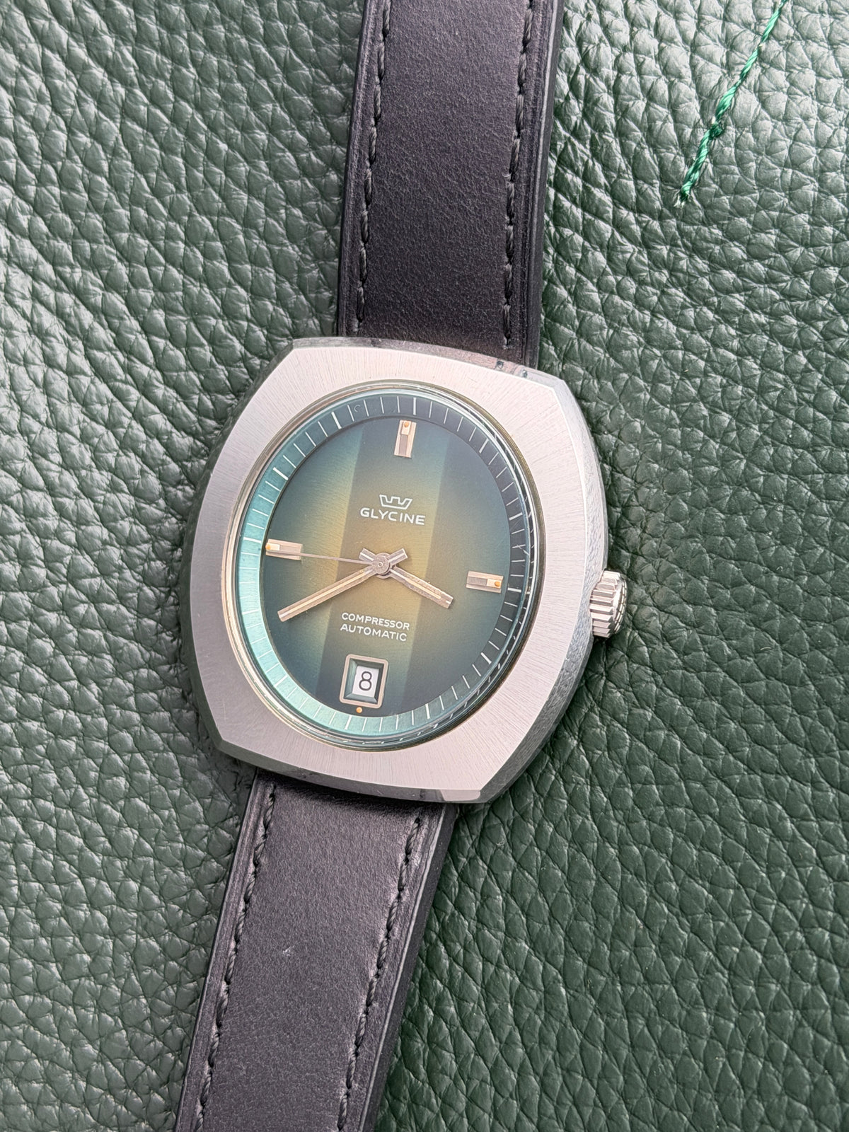 Glycine Compressor Green Tri-Dial Vintage