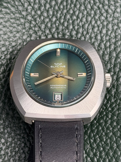 Glycine Compressor Green Tri-Dial Vintage