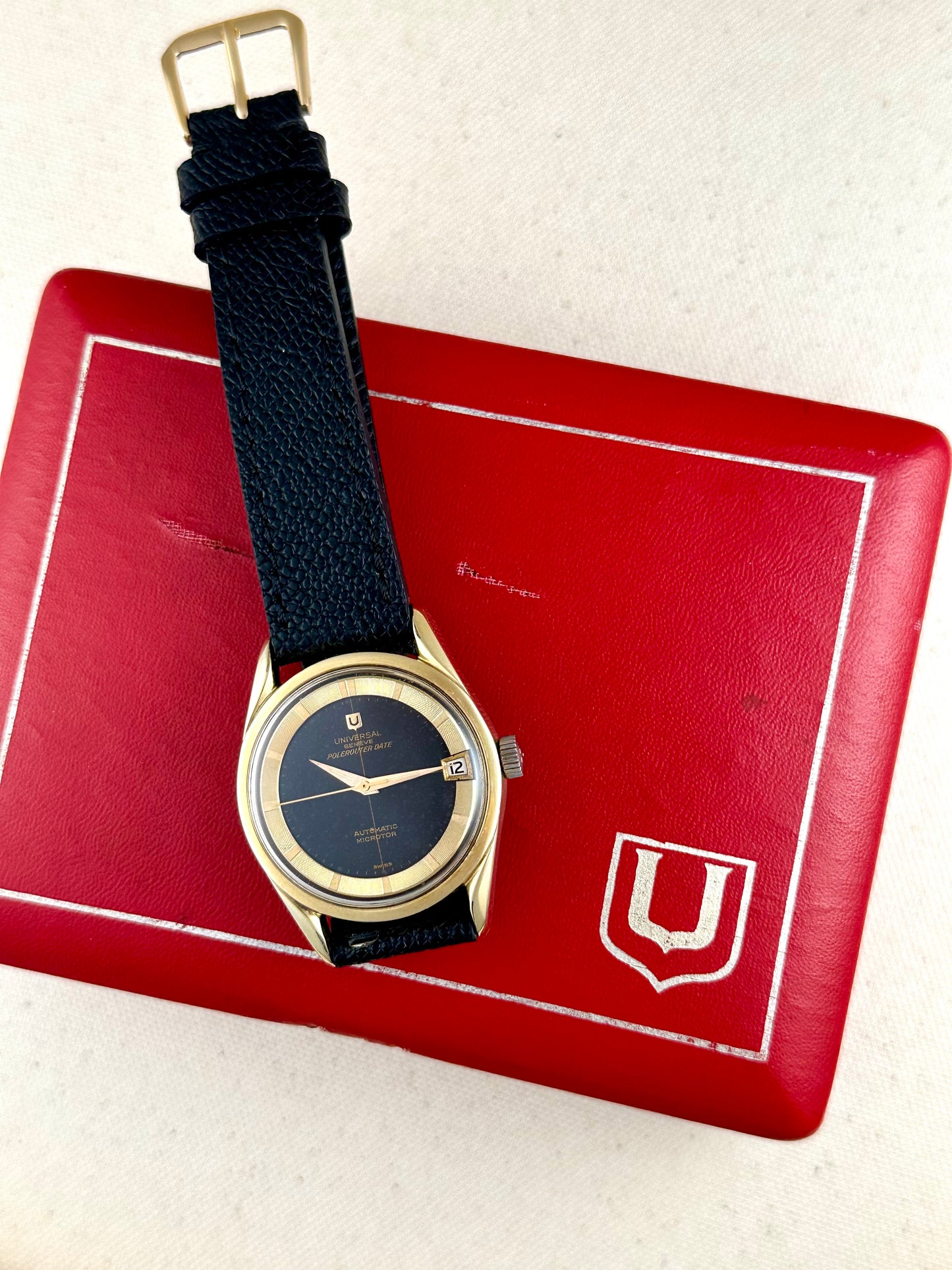 Universal Geneve Polerouter Date Black Crosshair Dial with Box Vintage
