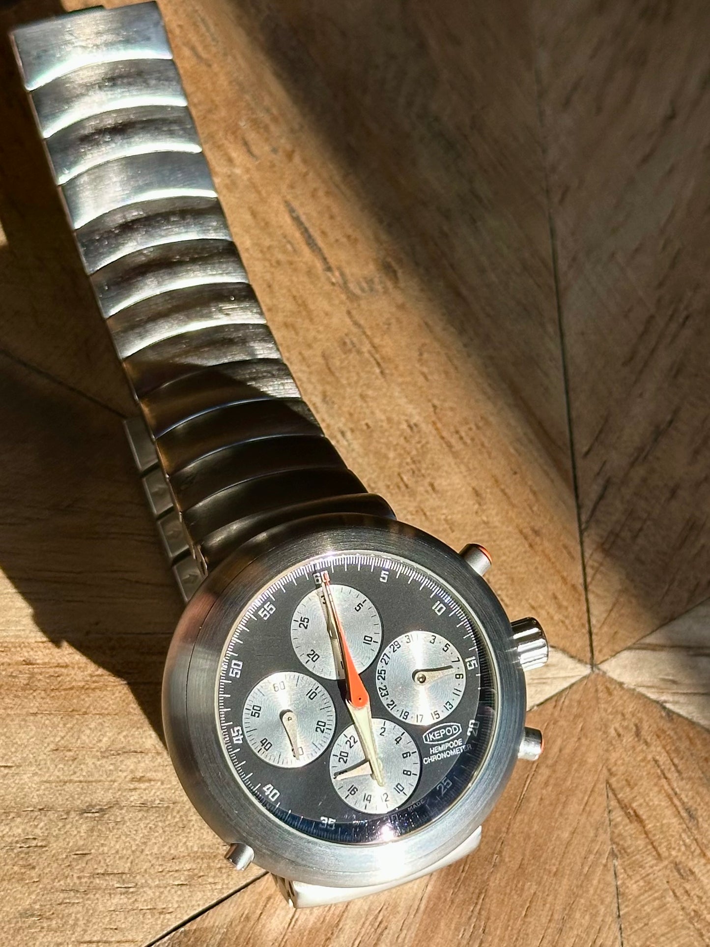 Ikepod Hemipode Chronometer HC01 Neo-Vintage