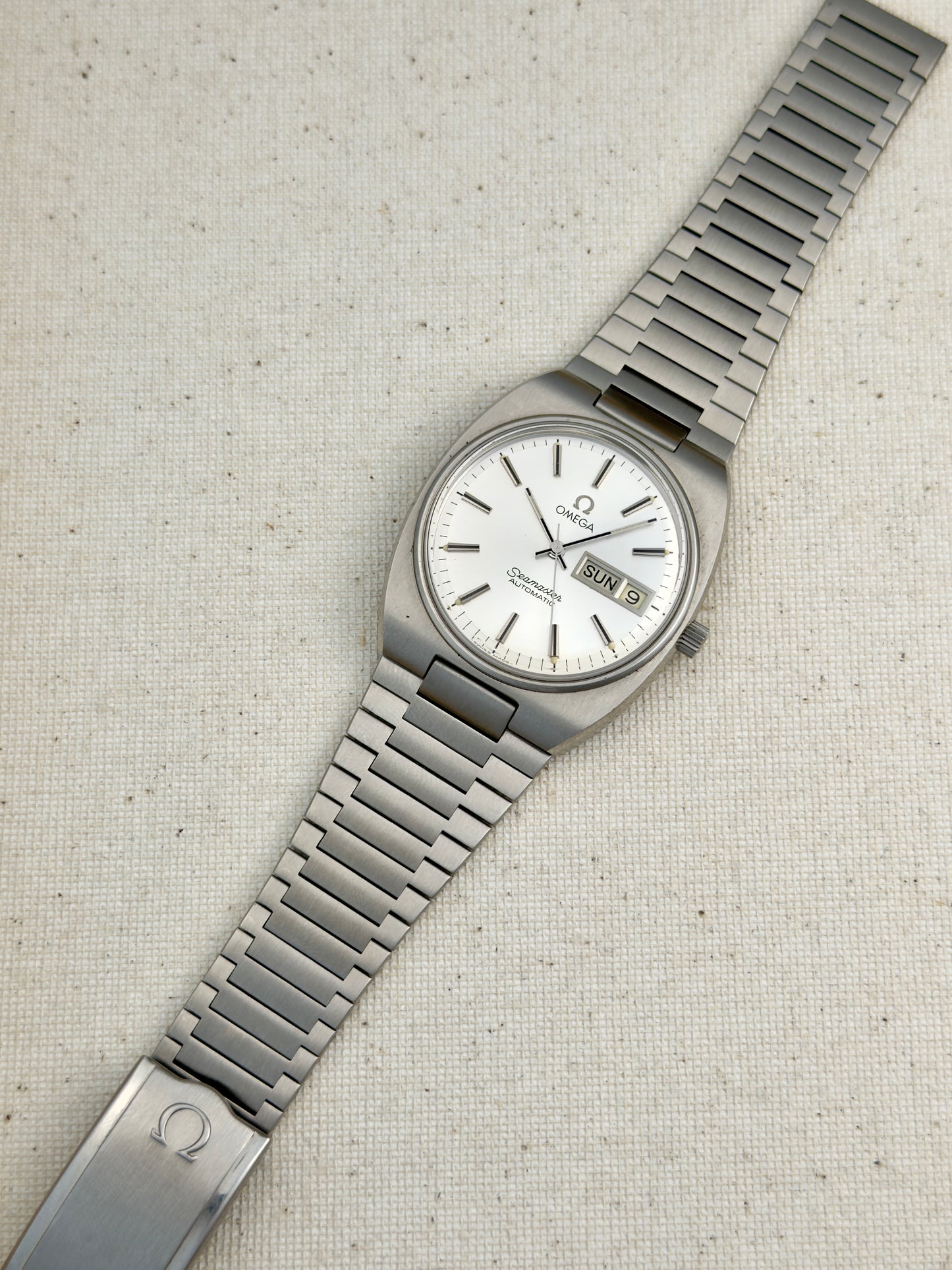 Omega Seamaster Day Date Integrated Vintage