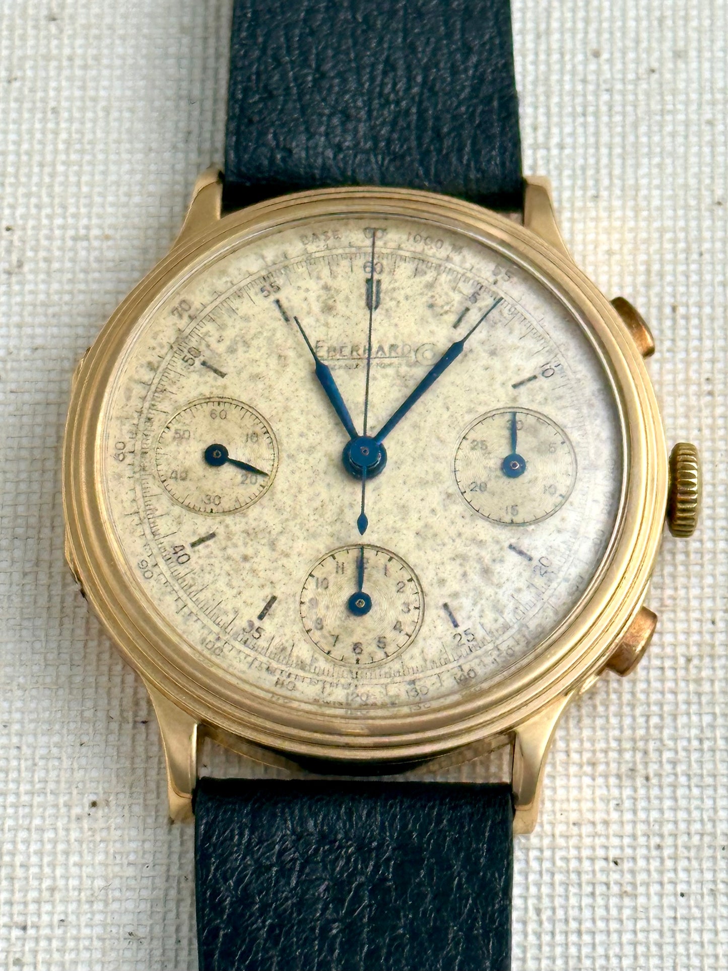 Eberhard 18k Yellow Gold Tri-Compax 1943 with Box Vintage