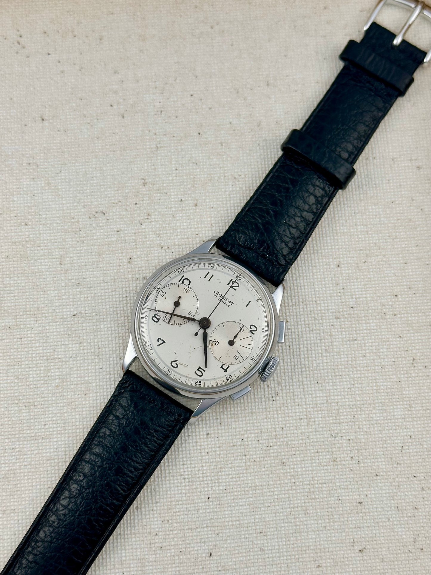 Leonidas "Big Eye" Vintage