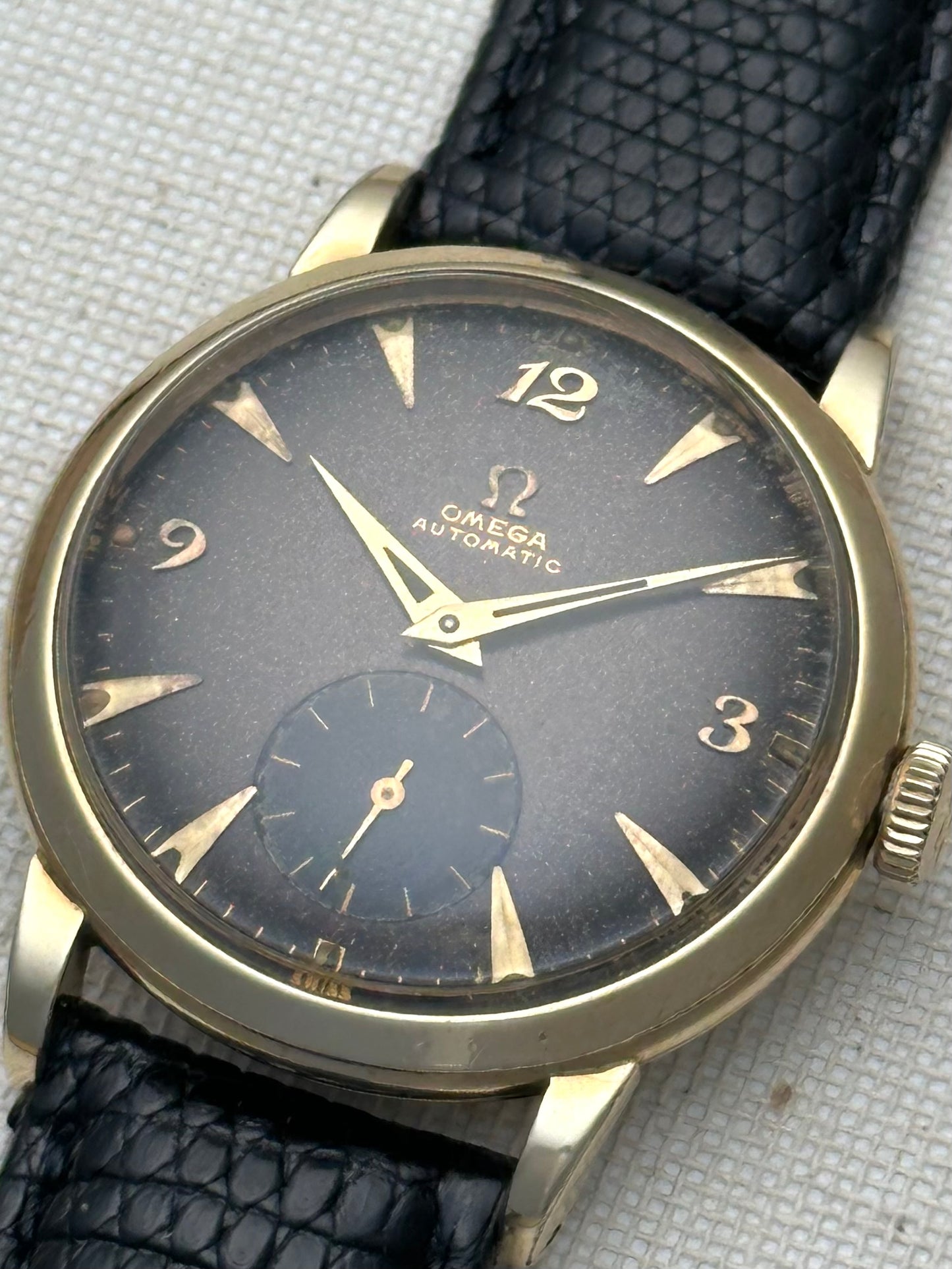 Omega Tropical Dial Bumper Vintage 1950