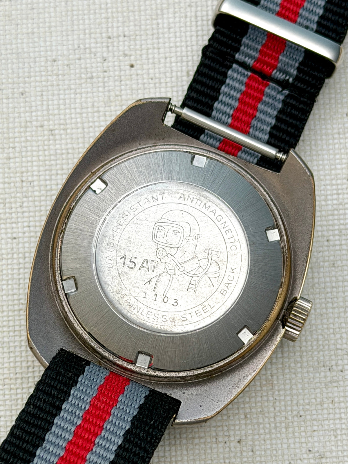 Tanis World Time Diver Vintage