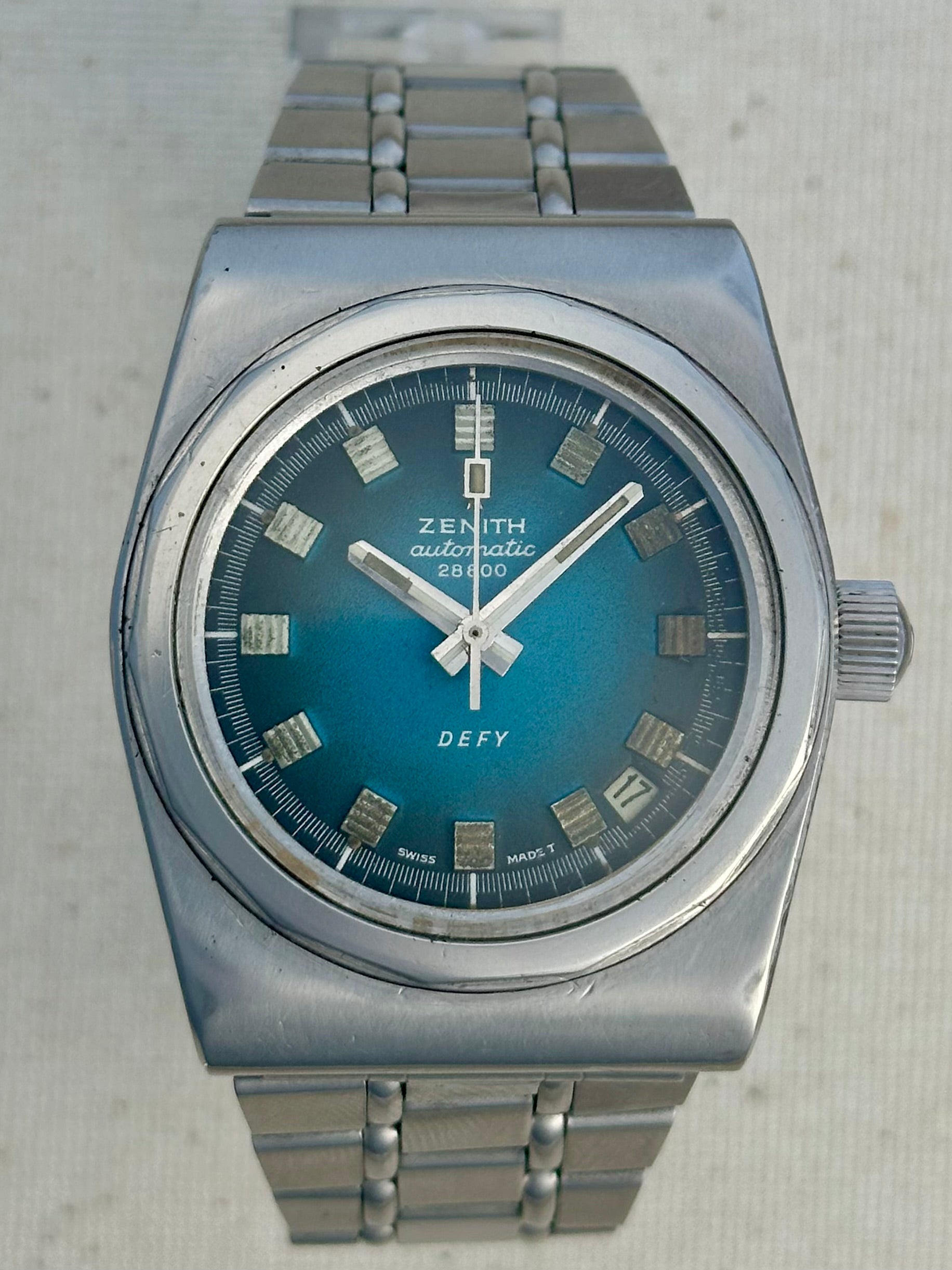 Zenith Defy Turquoise Dial Vintage – Old School Seconds