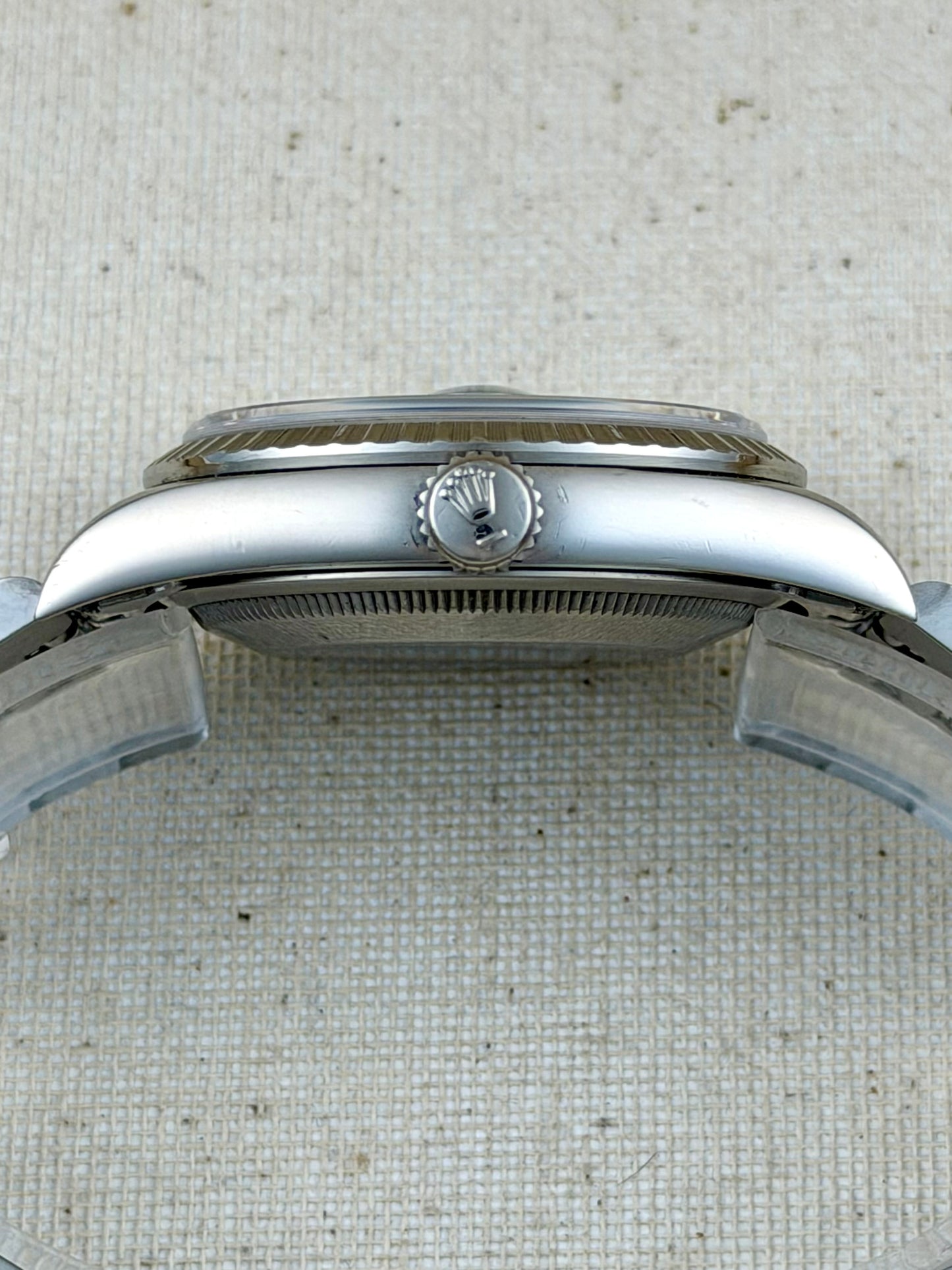 Rolex Datejust Blue ref 16220 Engine Turned Bezel Vintage