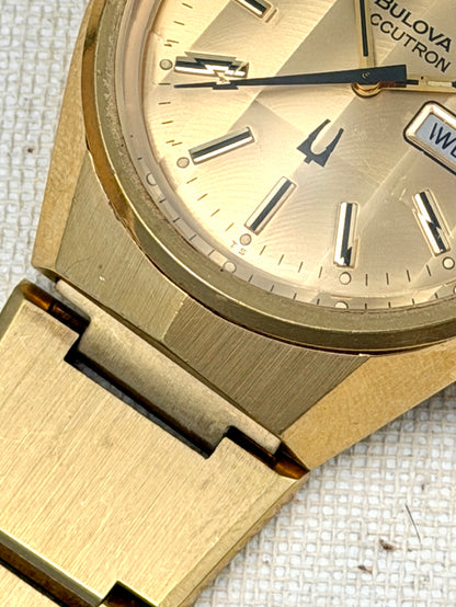 Accutron Golden Angles Vintage