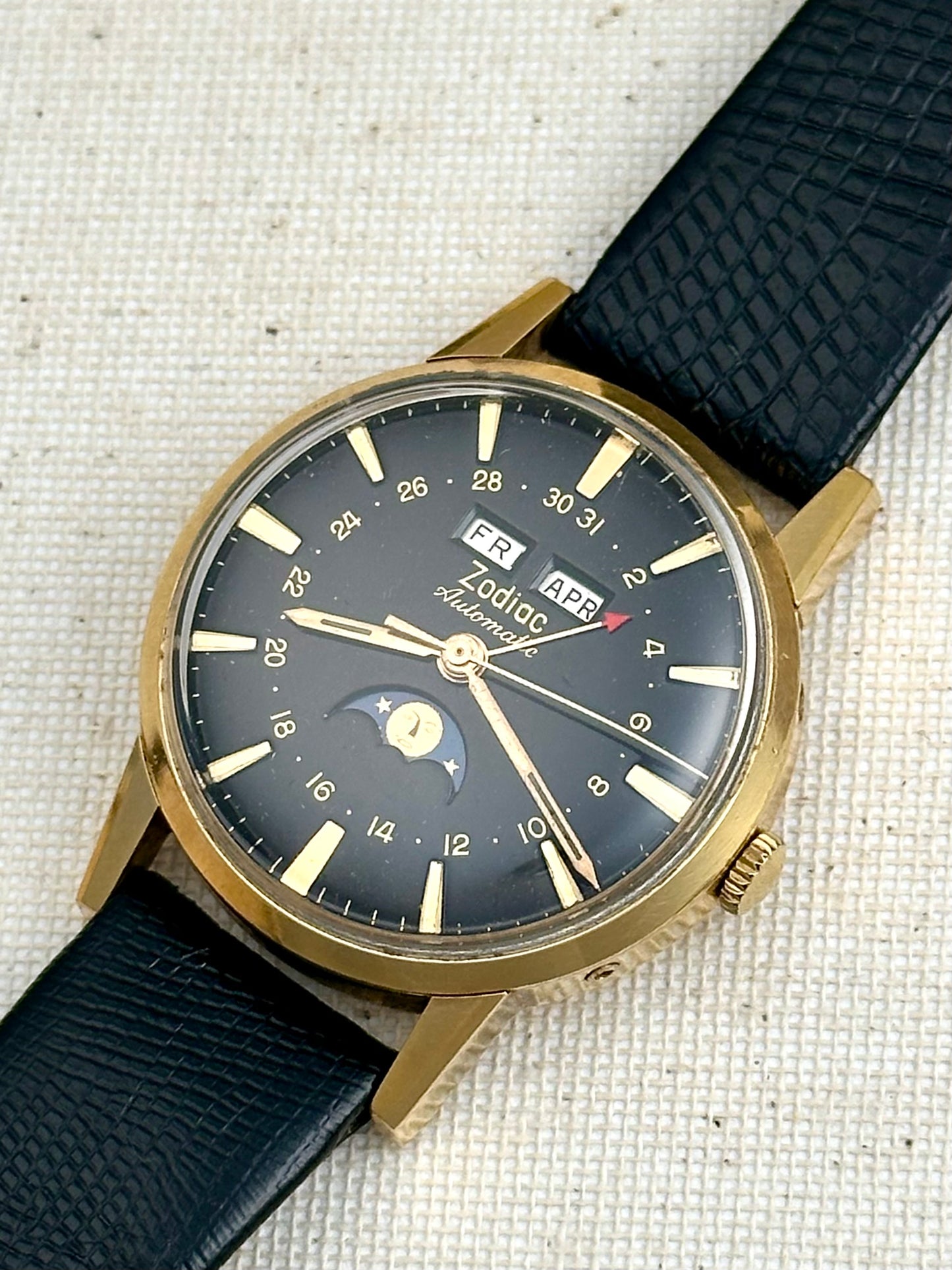 Zodiac Triple Calendar Moonphase Vintage