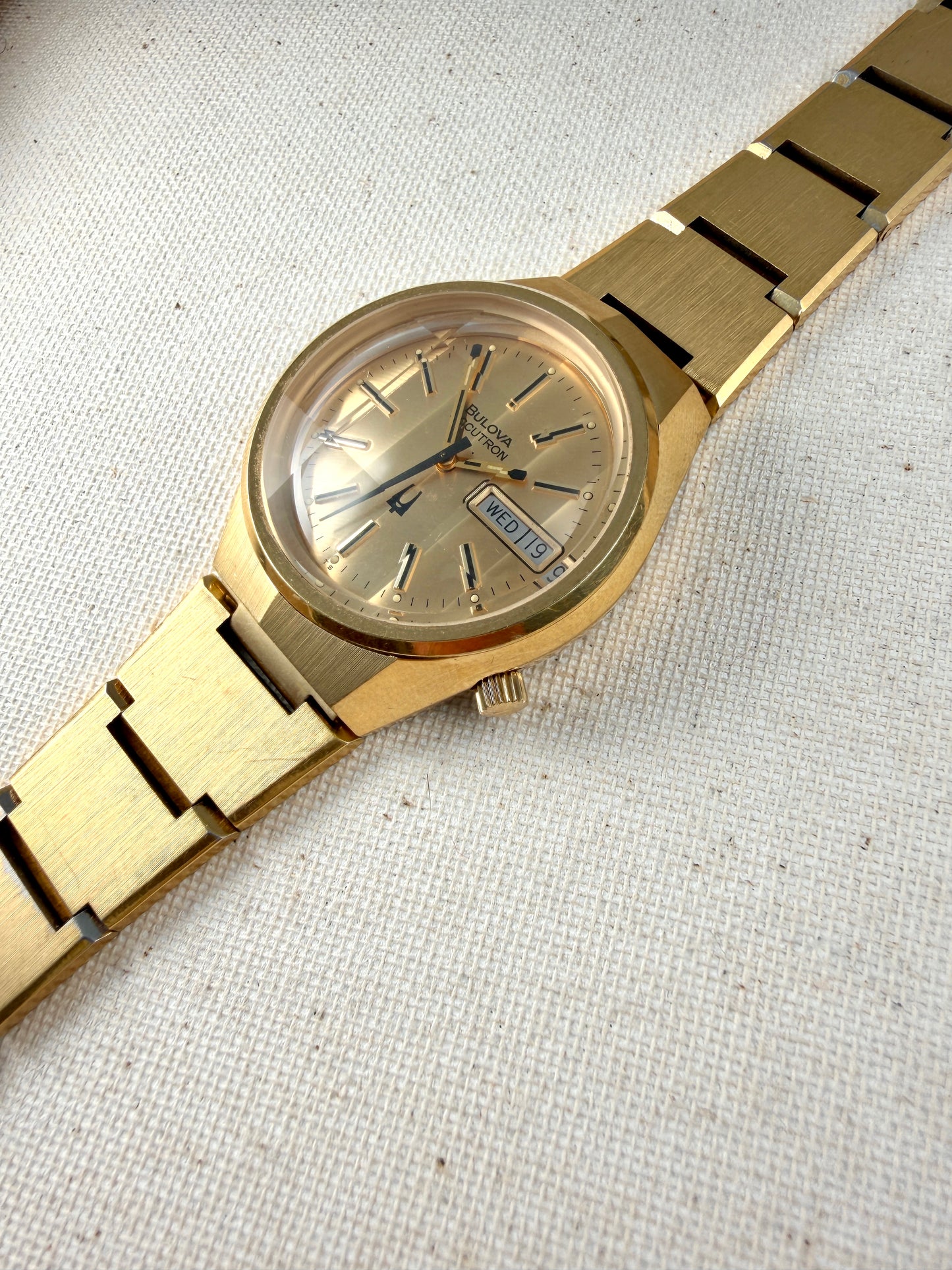 Accutron Golden Angles Vintage