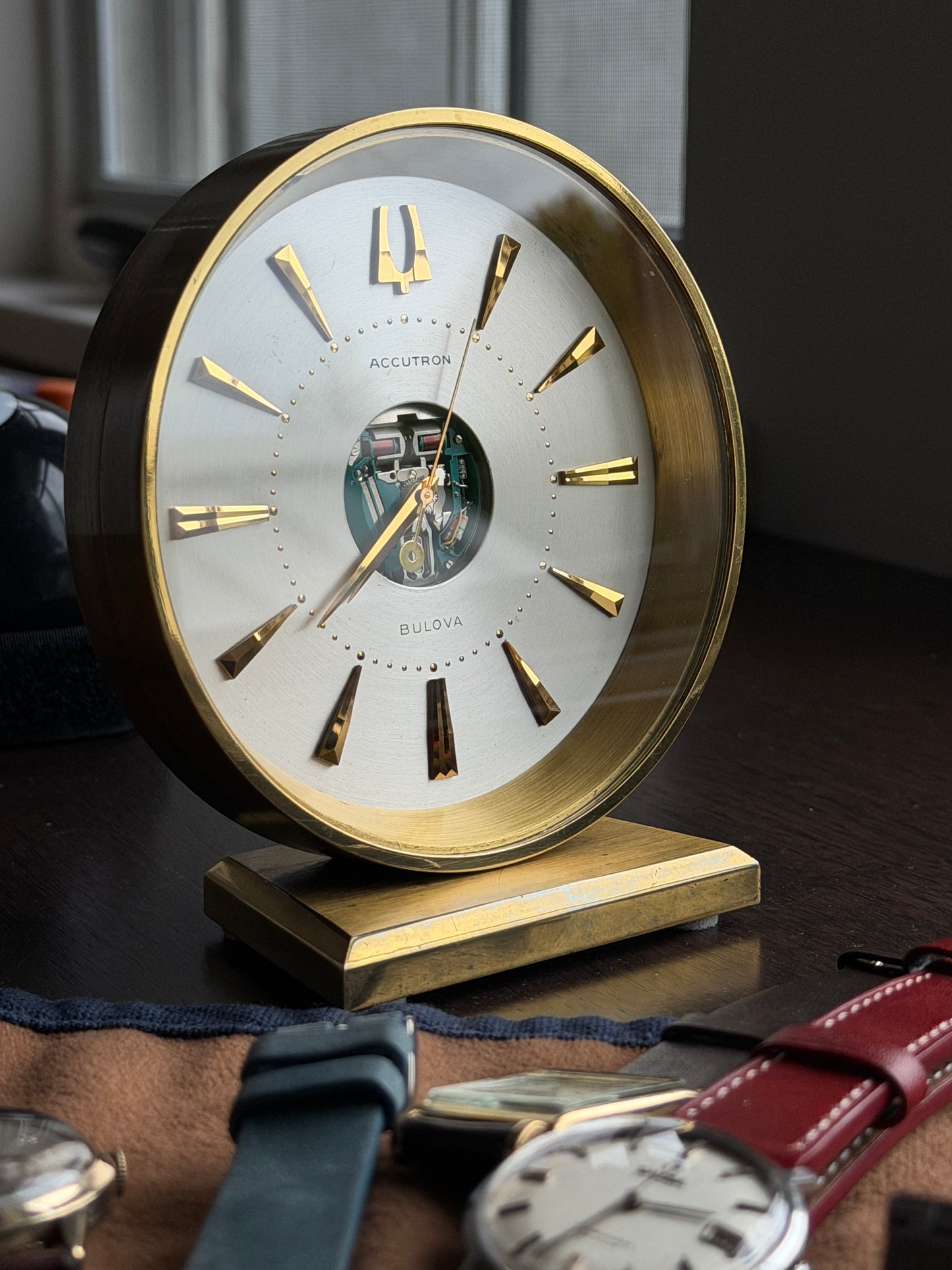 Accutron Spaceview Desk Clock Vintage