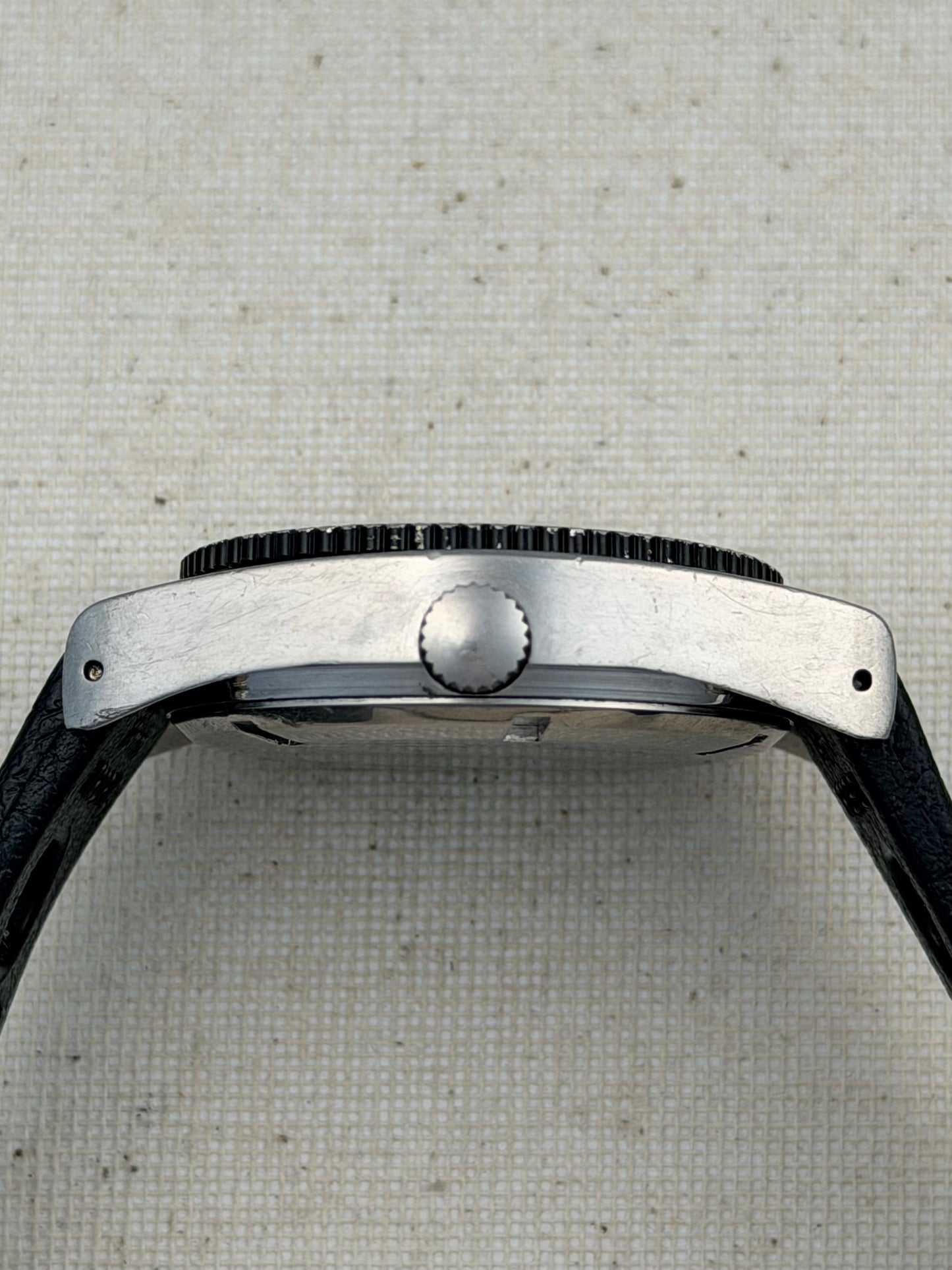 Croton Diver on Tropic Vintage